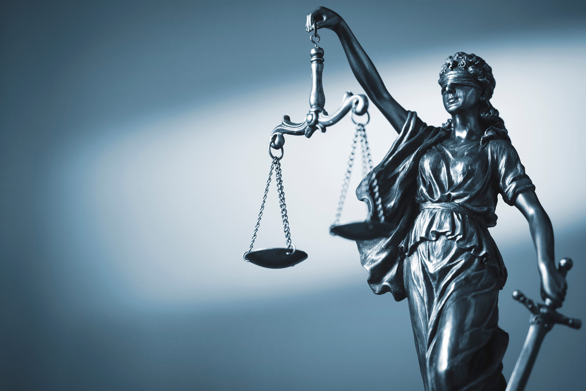 İngiltere Sözleşme ve Ticari Hukuk Danışmanlığı